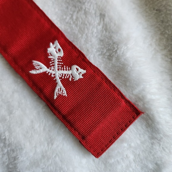 Vineyard Vines by Shep & Ian D Ring Belt Red Fish Bones Skeleton Medium 42" Long - Picture 5 of 7